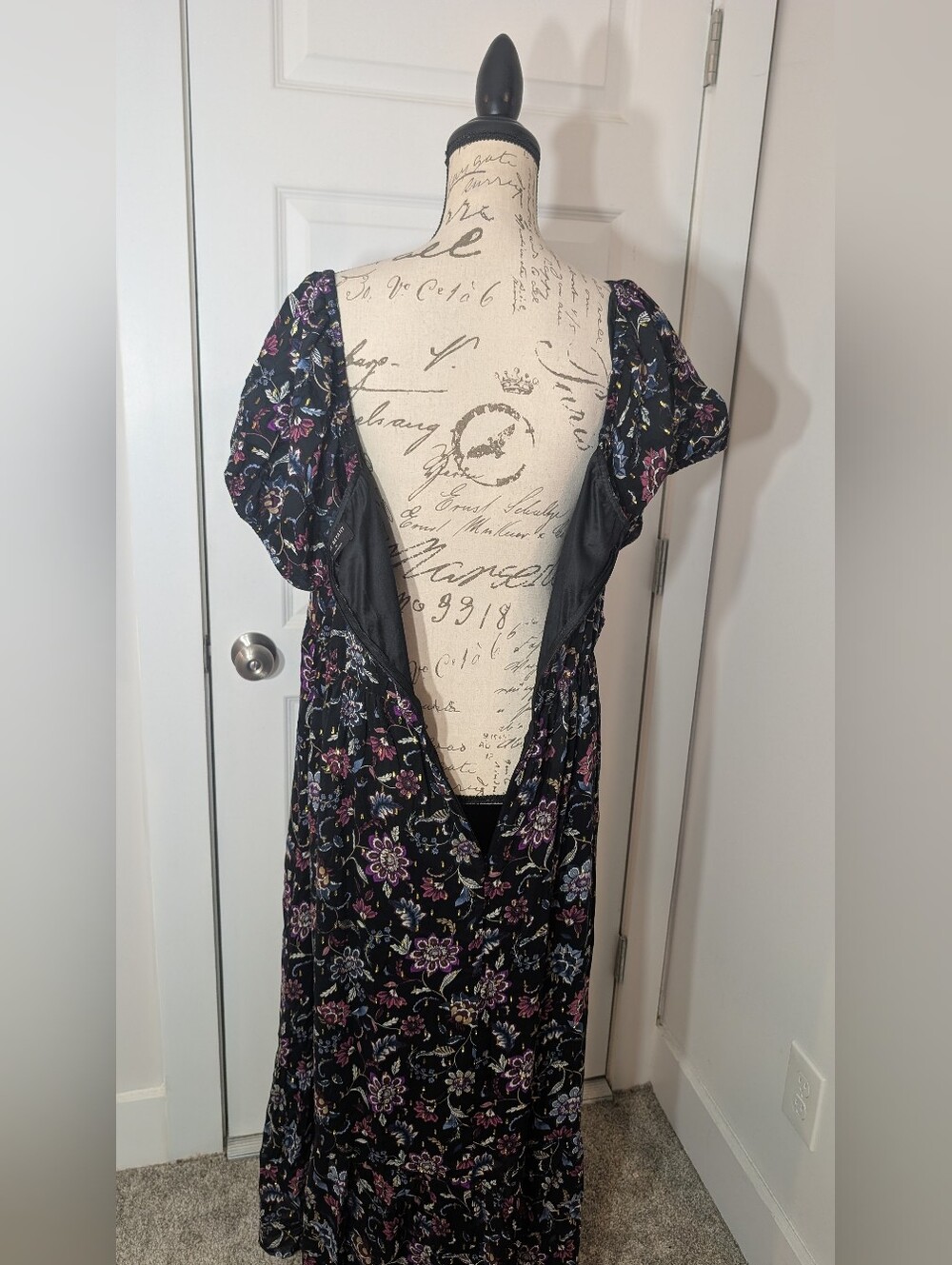 Lane Bryant Black Maxi Dress with Purple, Blue & Cream Floral Print Size 20 - Picture 4 of 9